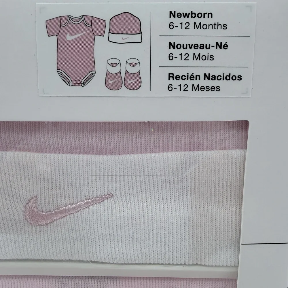 Nike Baby Girls 3Pc Outfit Set Hat Bodysuit Booties 6-12M Jersey Pink White NIB - Picture 2 of 5